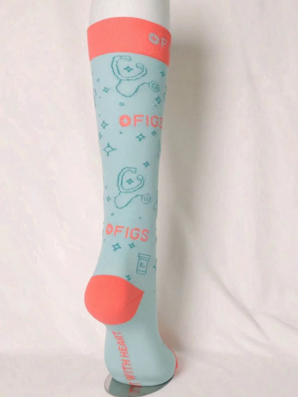Figs Comfortable Durable Compression Socks Size M - Picture 4 of 4